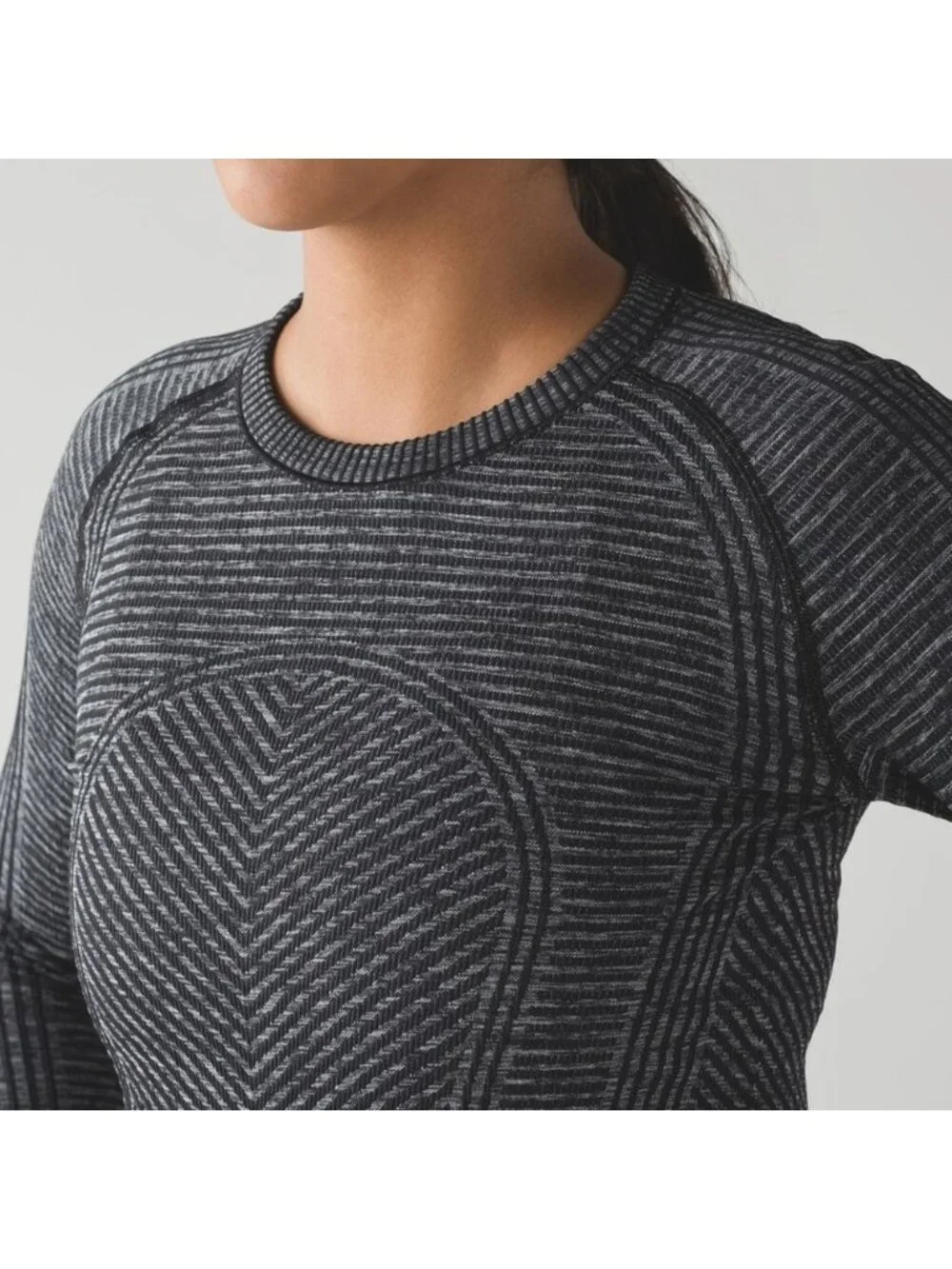 Lululemon Restless Pullover Heathered Black
